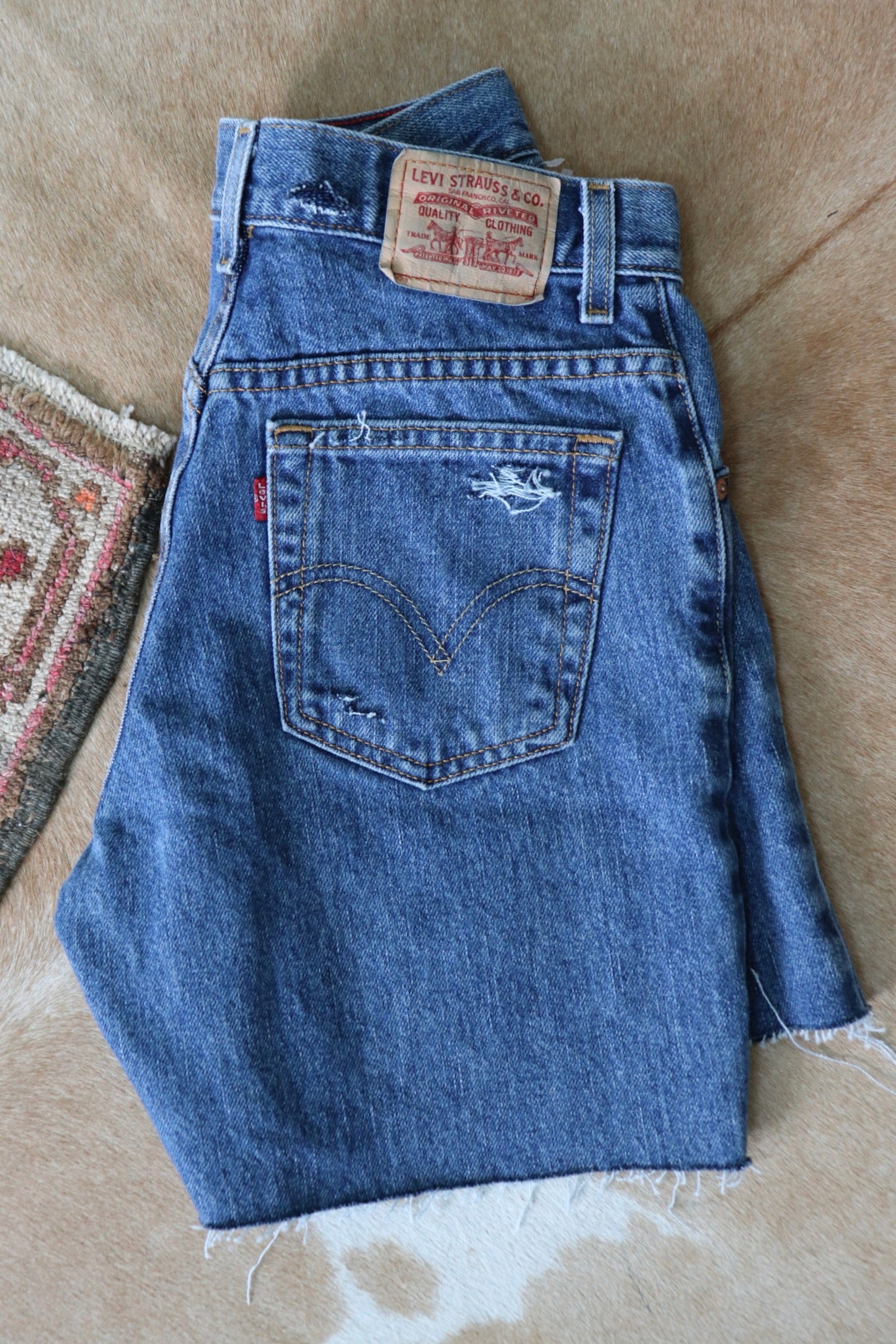 Levi’s Mom Shorts