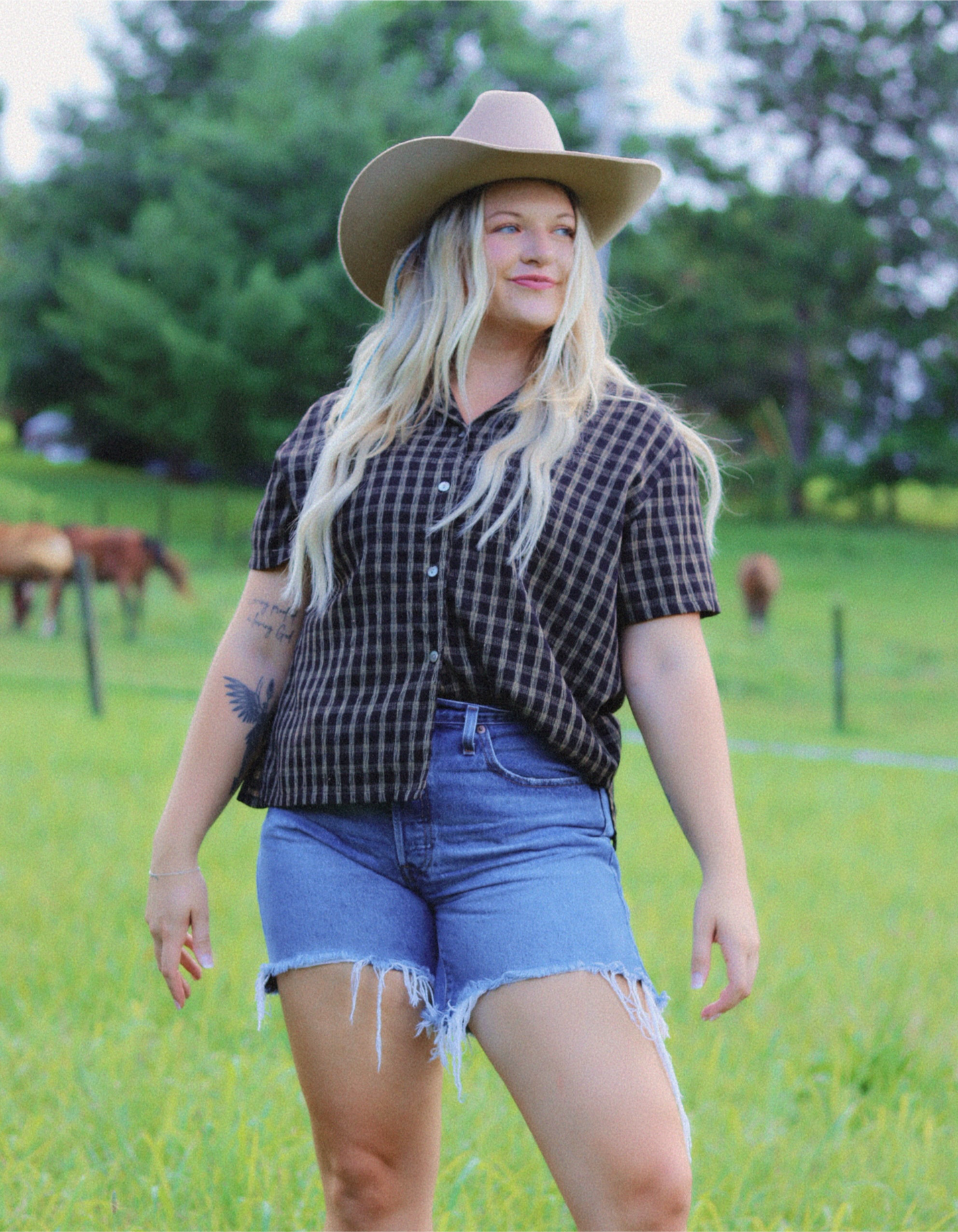 Vintage Mountain Girl Top