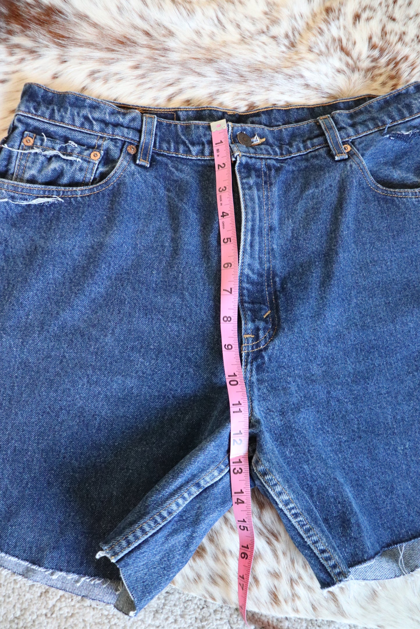 Levi’s Mom Shorts