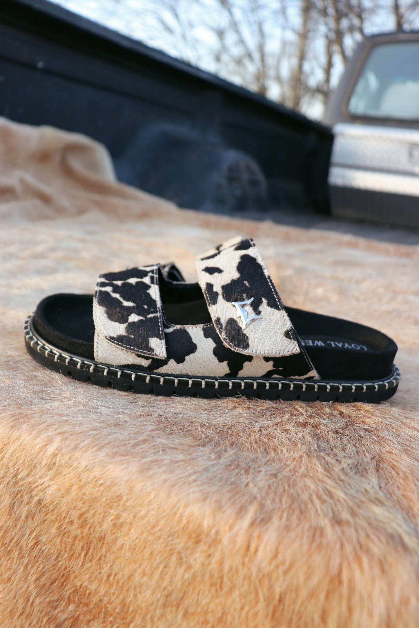 Canon Cowhide Sandals