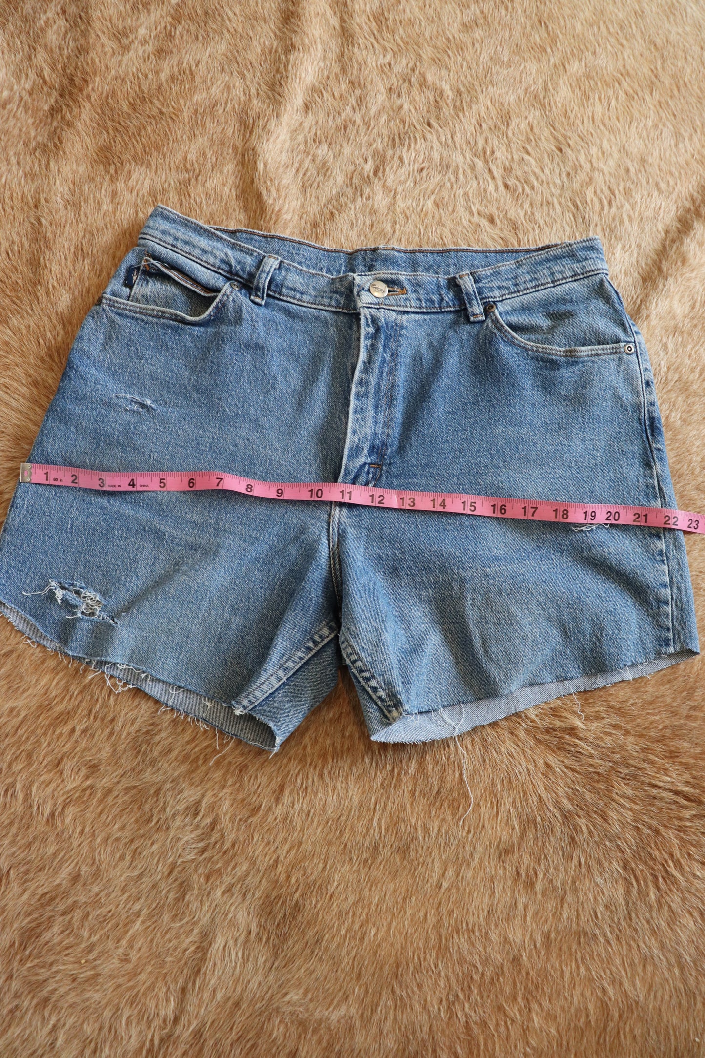 Chic Vintage Denim Shorts