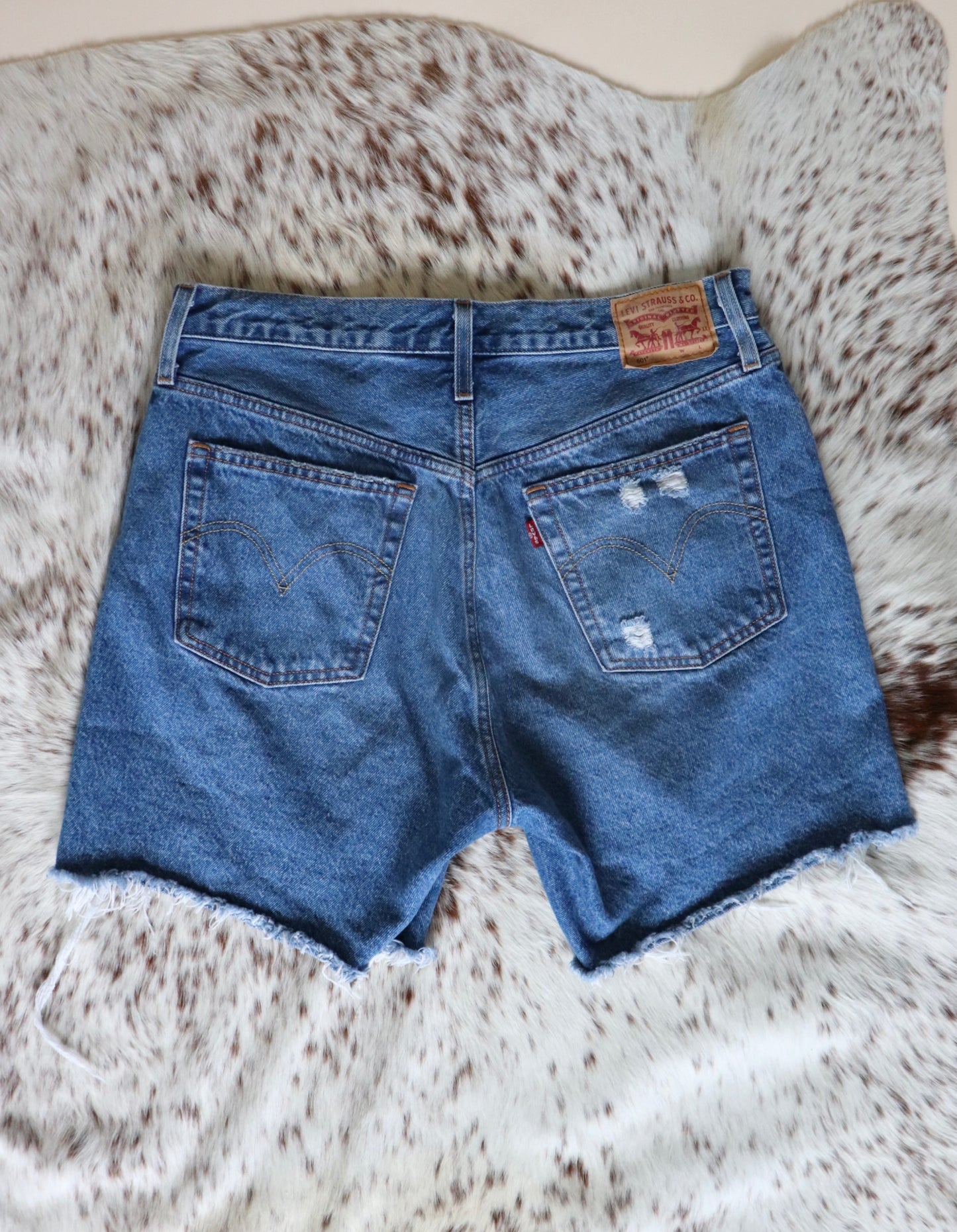 Vintage Levi’s Mom Shorts